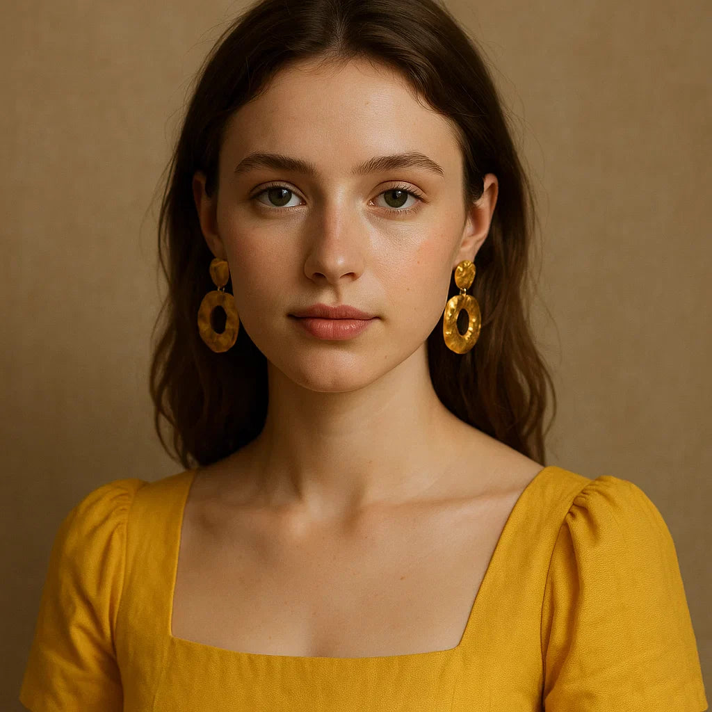 Silver or Gold Jewelry with a Yellow Dress: Creating the Perfect Style Silver or Gold Jewelry with a Yellow Dress: Creating the Perfect Style