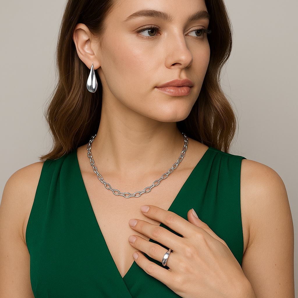 Best Jewelry Color That Goes with a Green Dress: A Complete Style Guid Best Jewelry Color That Goes with a Green Dress: A Complete Style Guid