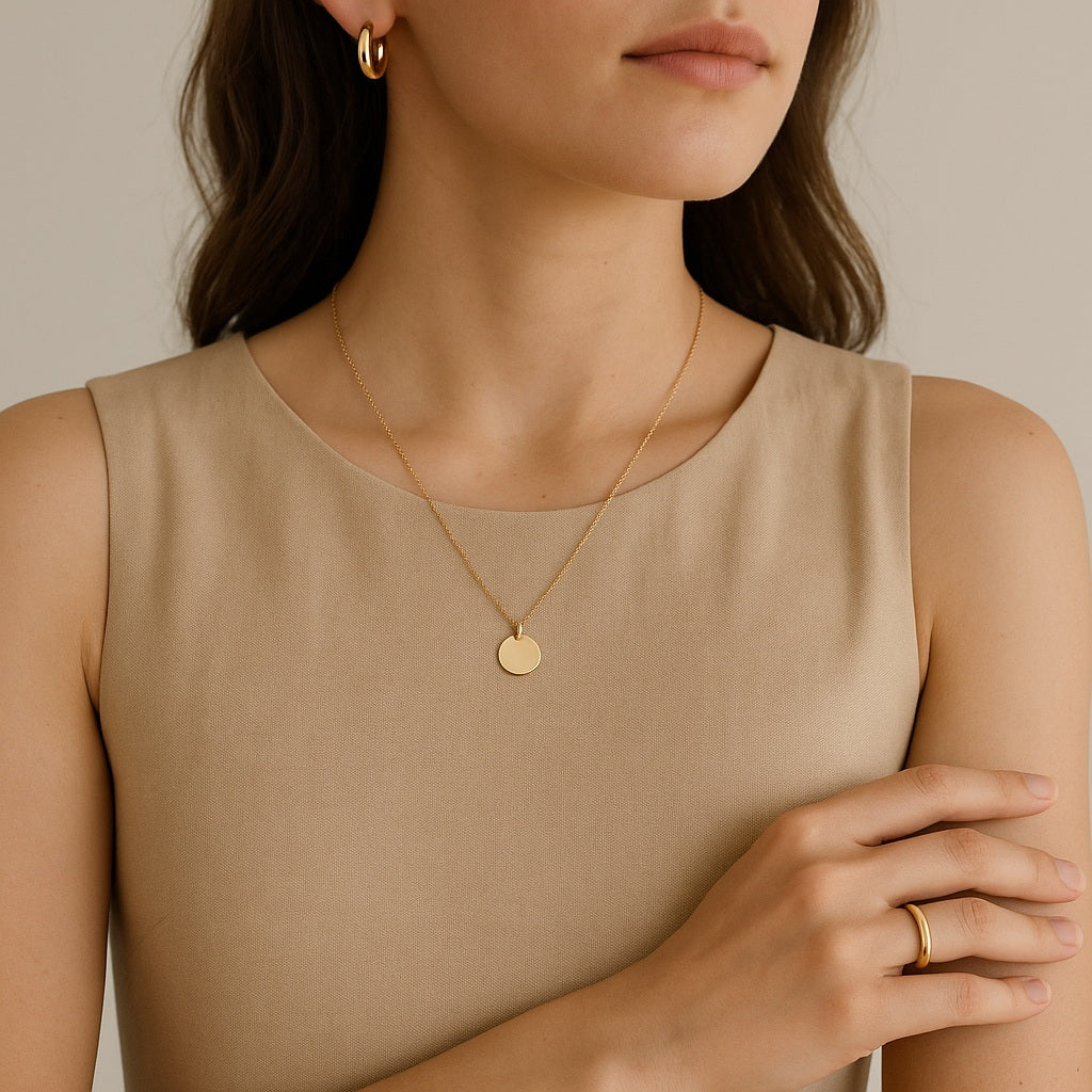Beige Dress Matching Jewelry: Minimalist Jewelry Styling