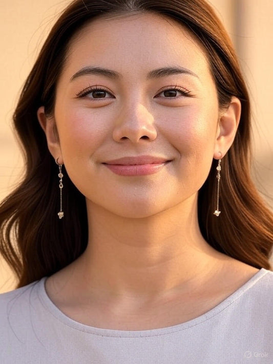 Best Earrings for Round Face: The Most Flattering Forms