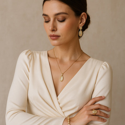 Ivory Dress Jewellery Combination: 10 Style Ideas