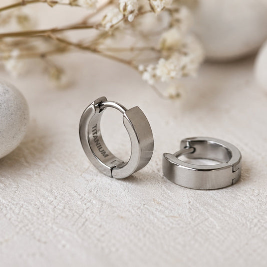 Titanium Earrings: Benefits, Safety, and Why They’re Worth It