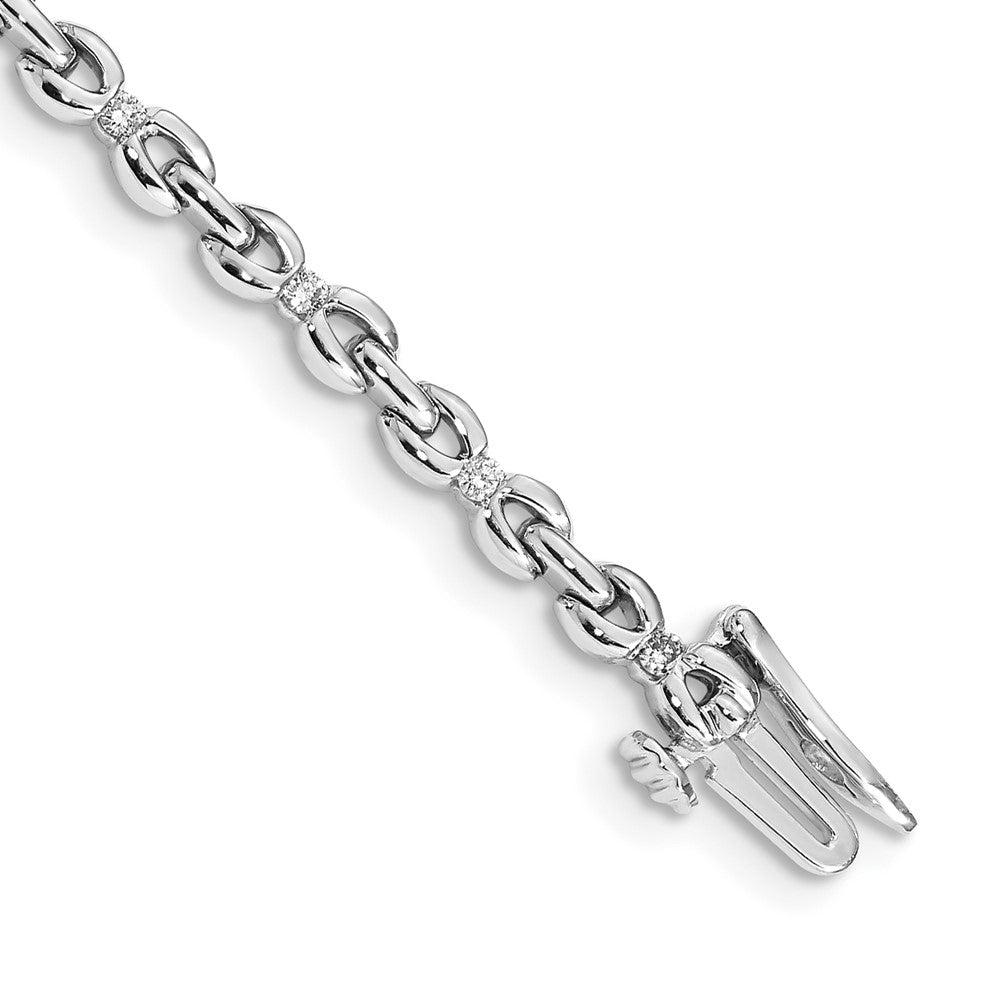 Shop Stylish 14K White Gold Diamond Tennis Bracelet - 7 Inches, Luxury Value