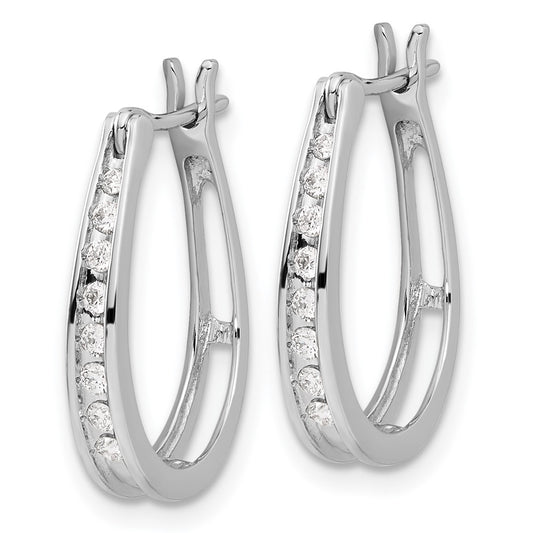 High-Quality 14K White Gold Diamond-Studded Oval Hoop Earrings - Stylish Value!