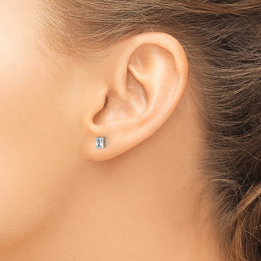 Exclusive 14K White Gold 1/2 ct Lab-Grown Diamond Stud Earrings - Stylish Value