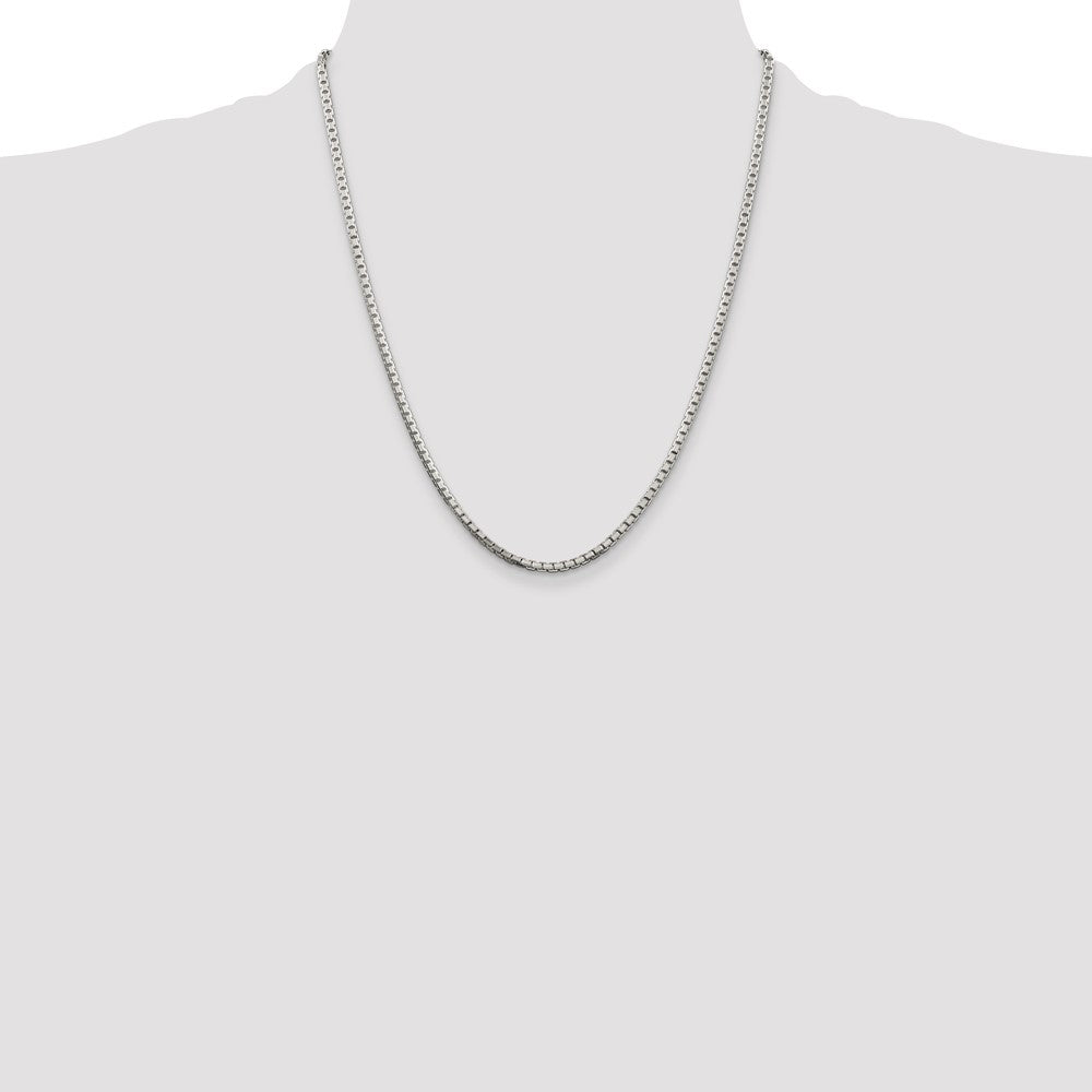 Buy Stylish 2.5mm Sterling Silver Diamond-Cut Box Chain - Luxury Design!