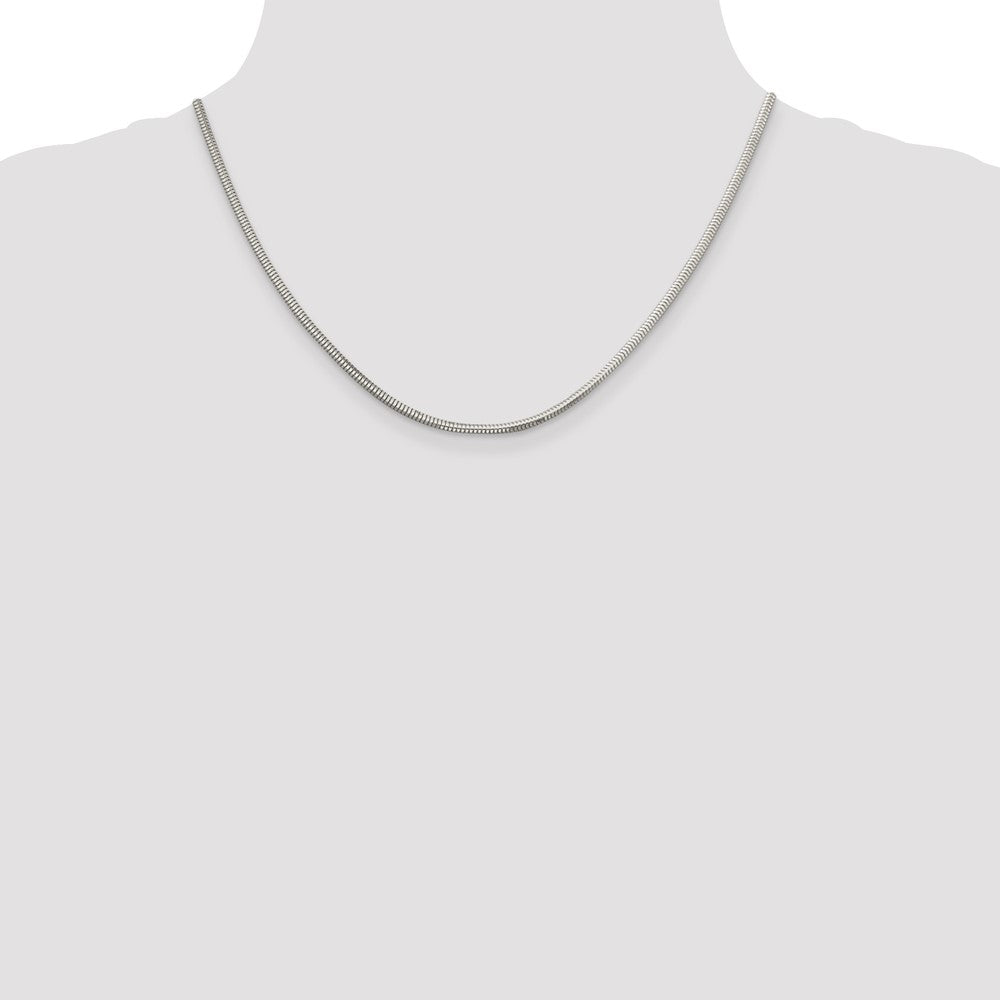 Buy Stylish 2.5mm Diamond-Cut Snake Chain in Sterling Silver - Luxury Value!