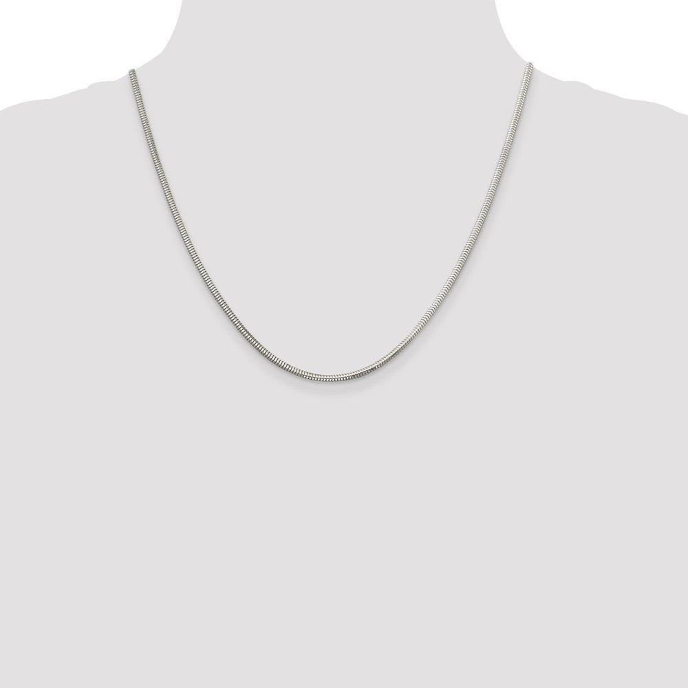 Buy Stylish 2.5mm Diamond-Cut Snake Chain in Sterling Silver - Affordable Luxury