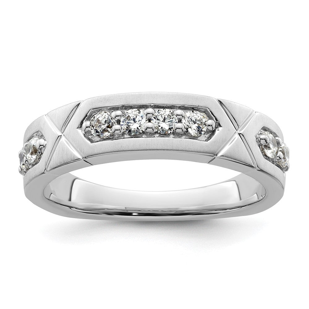 High-Quality 14K White Gold Grooved Diamond Men's Wedding Ring - Stylish Value