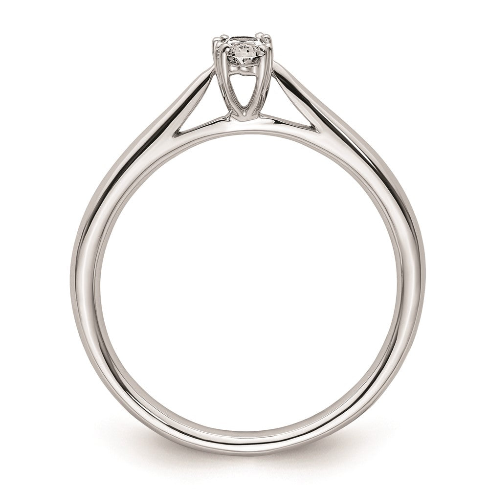 High-Quality 14K White Gold 1/4 Carat Oval Engagement Ring - Stylish & Affordable
