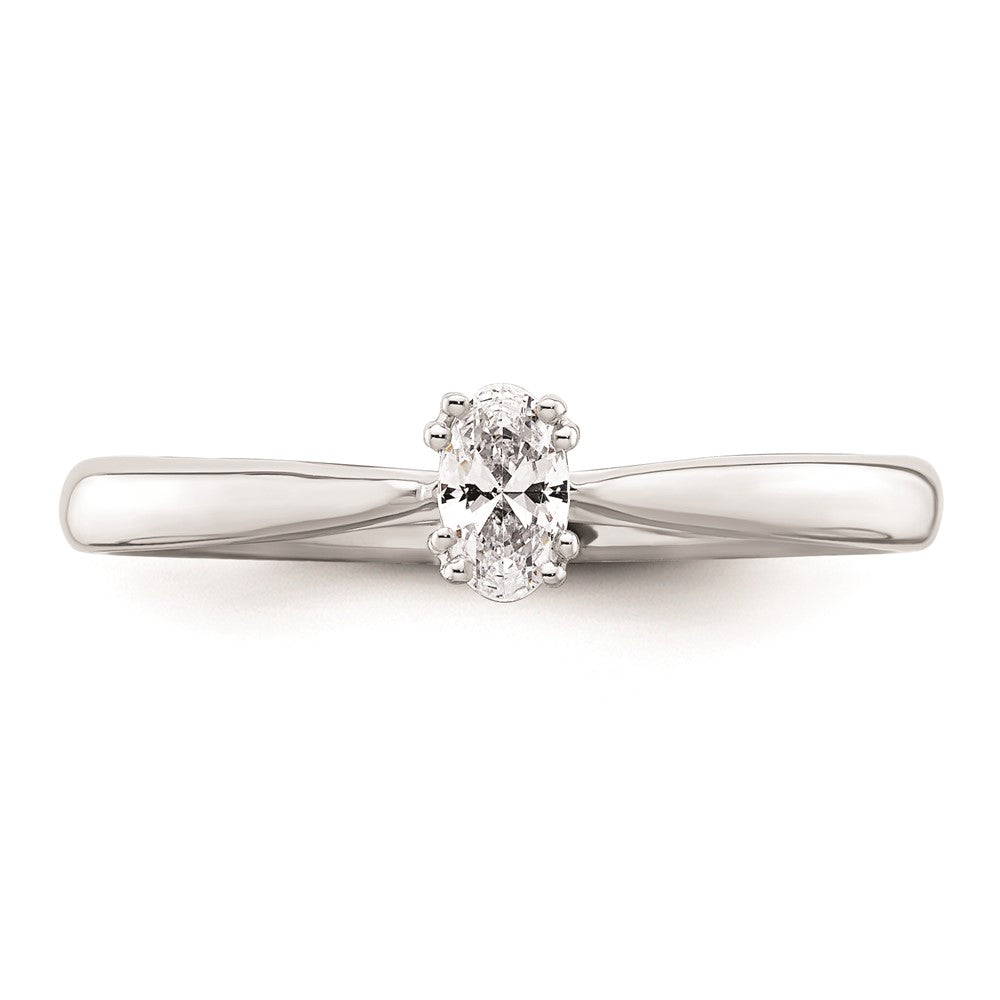 High-Quality 14K White Gold 1/4 Carat Oval Engagement Ring - Stylish & Affordable