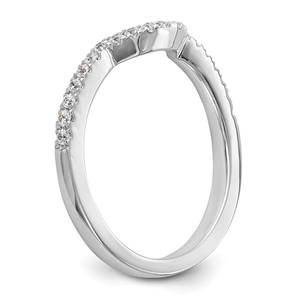 High-Quality 14K White Gold 1/4 Carat Diamond Wedding Band - Stylish Value!