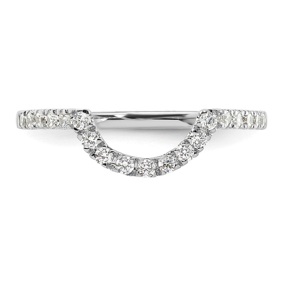 Buy Stylish 14K White Gold 1/4 Carat Diamond Wedding Band - Luxury Design
