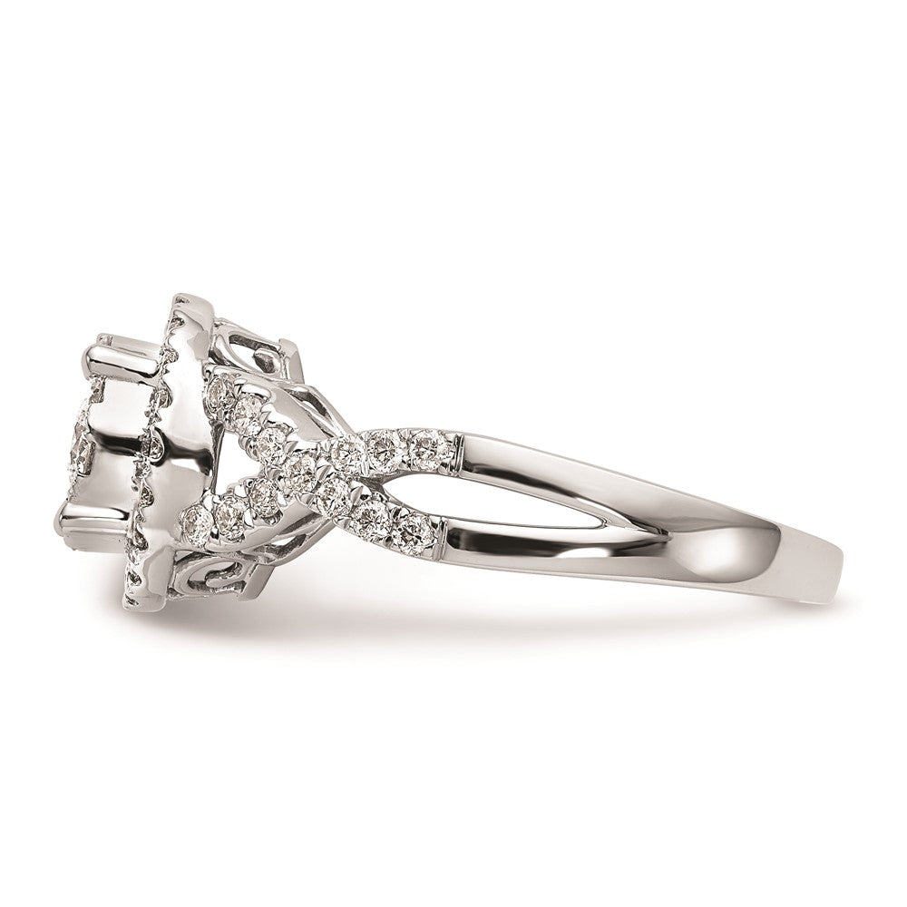 High-quality 14K White Gold 3/4 Carat Diamond Halo Engagement Ring - Stylish Value