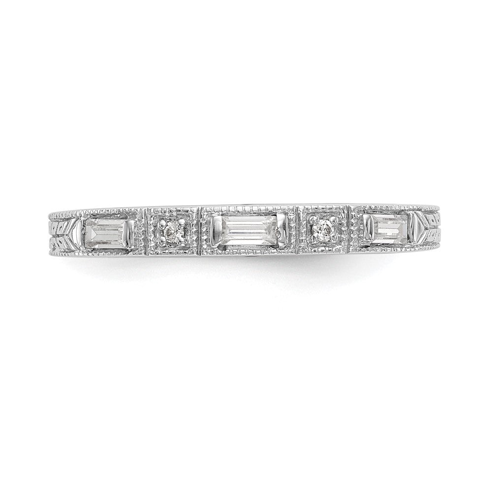High-Quality 14K White Gold Wedding Band - 1/10 Carat Diamond, Stylish Value!