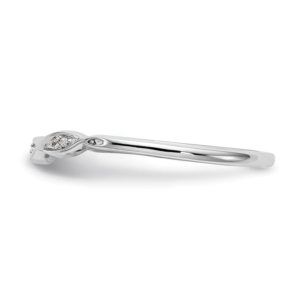Exclusive 14K White Gold Diamond Wedding Band 0.02 Carats - Stylish Value