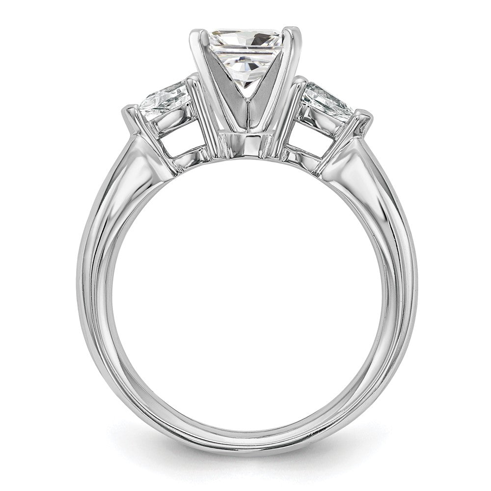 Buy Exclusive 14K White Gold Engagement Ring Mounting for Pear-Shaped Stones