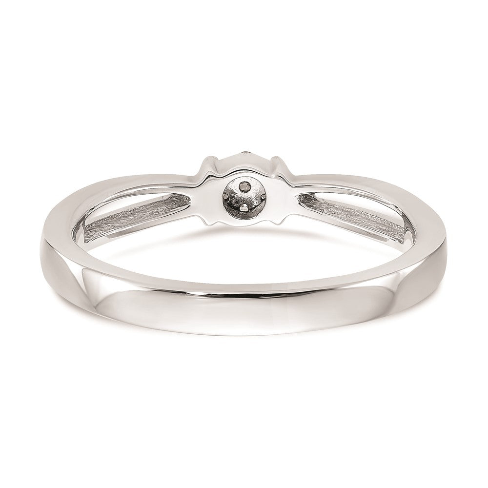 Buy Exclusive 14K White Gold Engagement Ring with .03 Carat Diamond Cluster