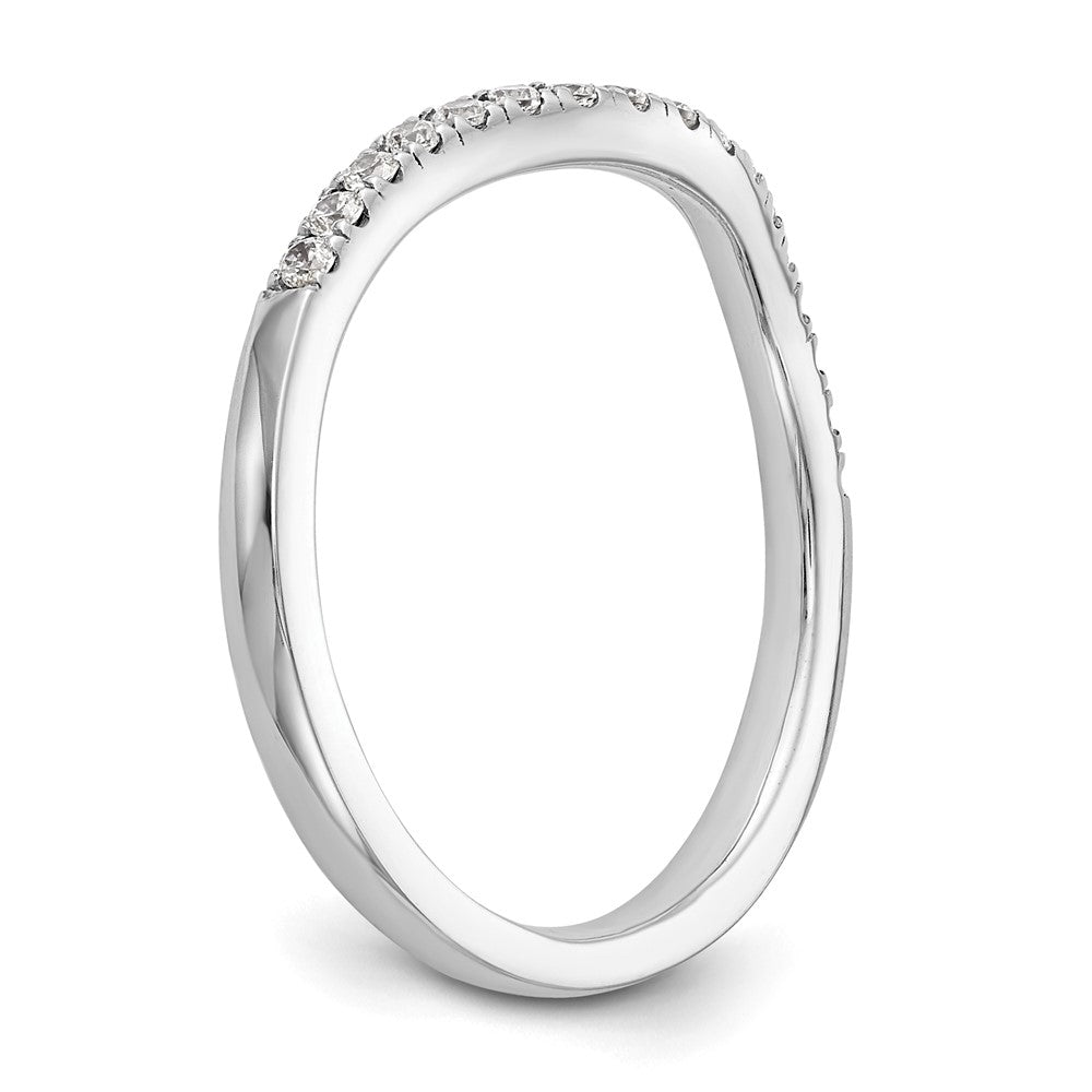 High-Quality 14K White Gold 1/5 Carat Diamond Wedding Band - Stylish Value!