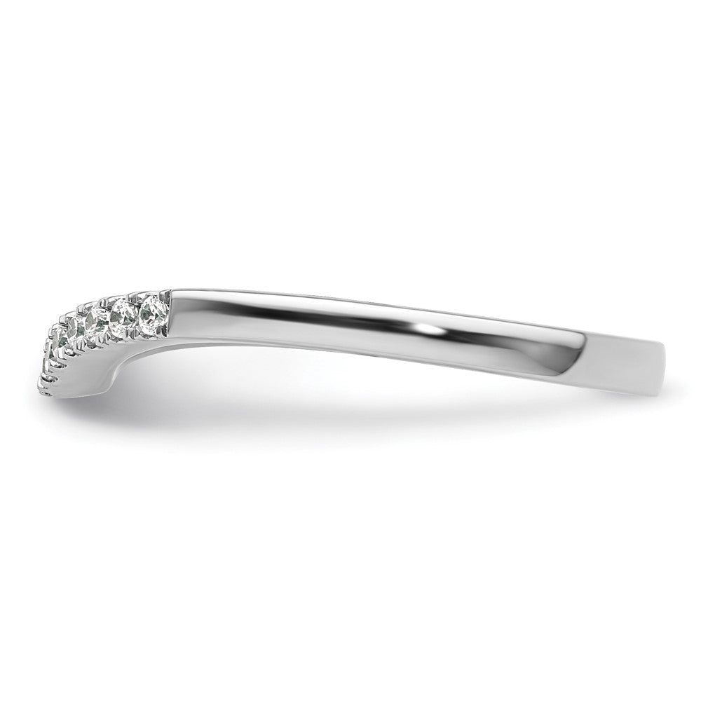 Exclusive 14K White Gold Wedding Band with 1/6 Carat Diamonds - Stylish Value