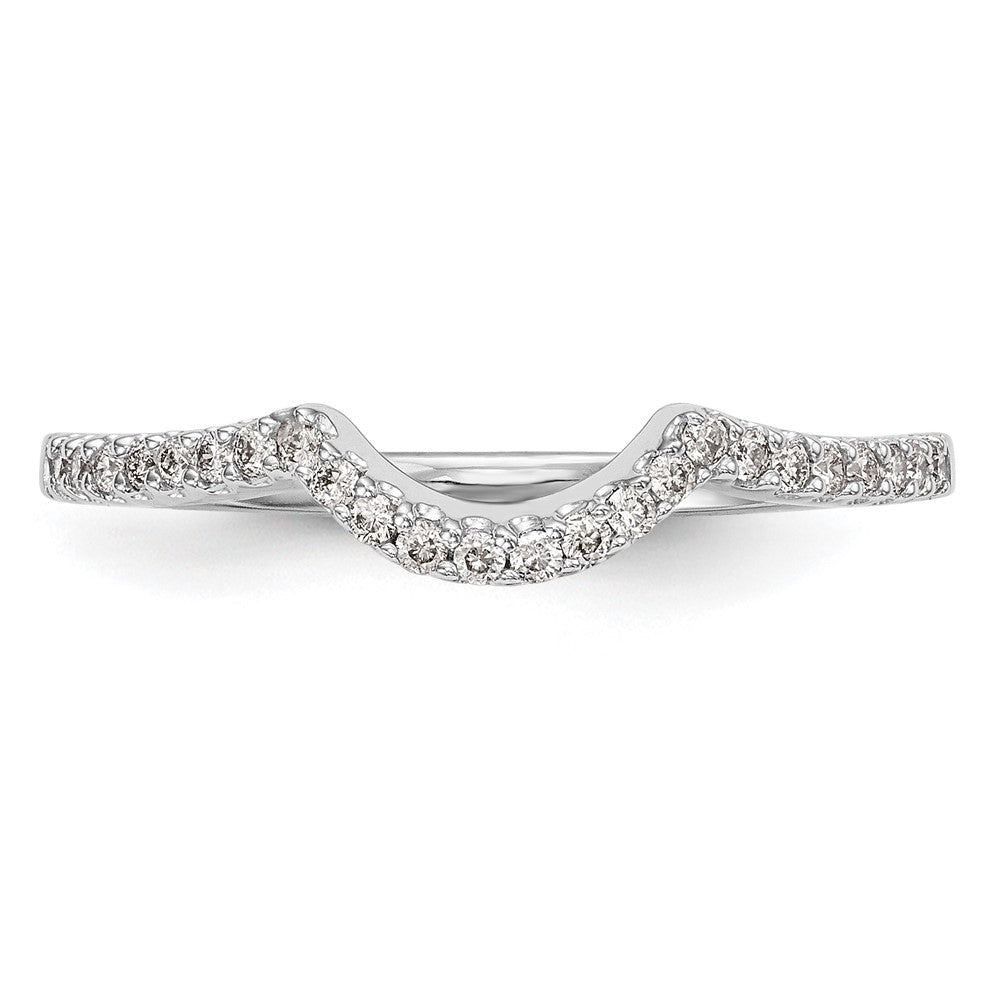High-Quality 14K White Gold Wedding Band with 1/6 Carat Diamonds - Stylish Value