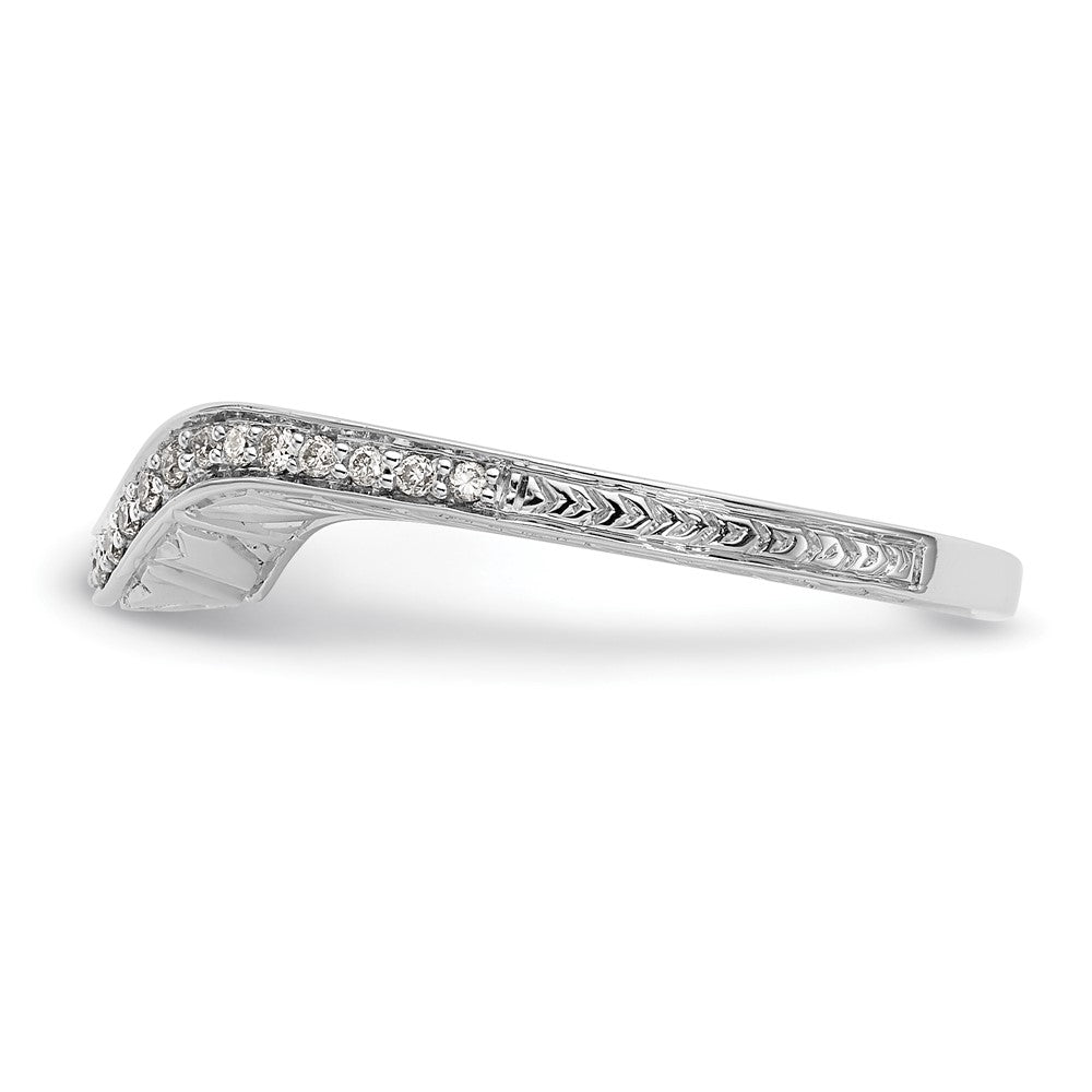 Exclusive 14K White Gold Wedding Band with 1/8 Carat Diamonds - Stylish Value