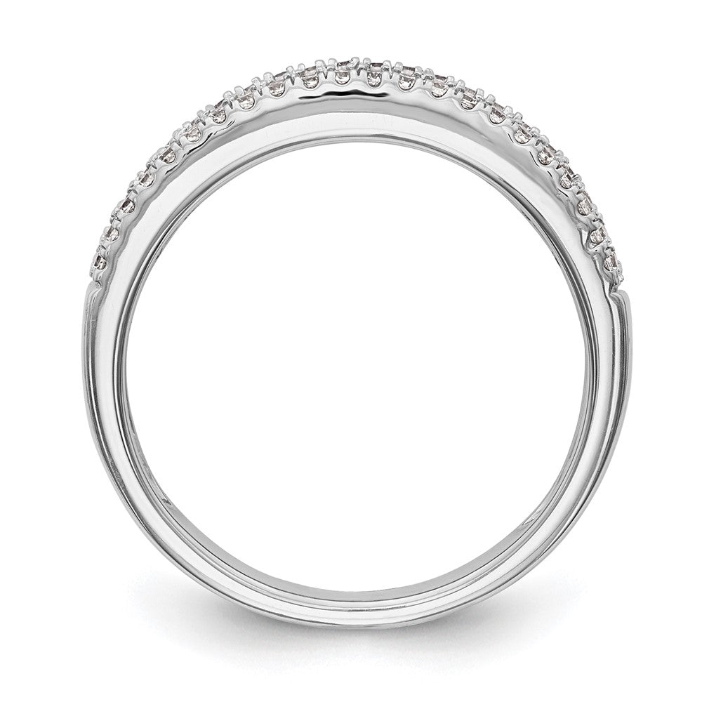 Exclusive 14K White Gold Diamond Band, 5/8 Carat - Stylish Luxury Ring