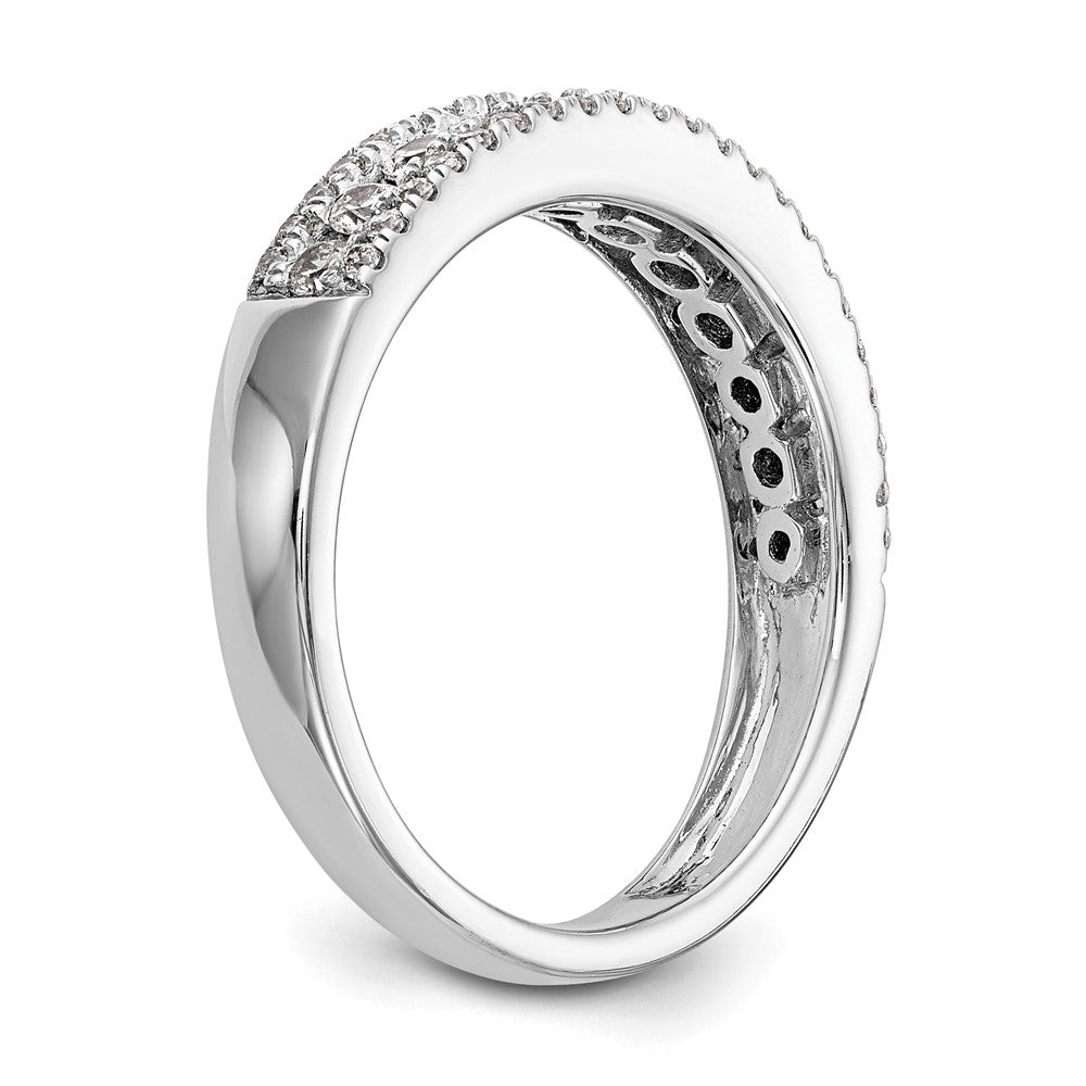 Exclusive 14K White Gold Diamond Band, 5/8 Carat - Stylish Luxury Ring