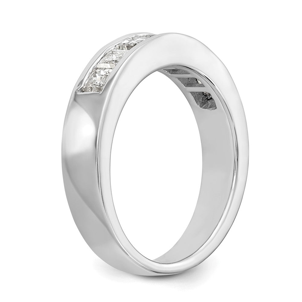 Buy Stylish 14K White Gold 7-Stone Diamond Band - 1 Carat Luxury Design
