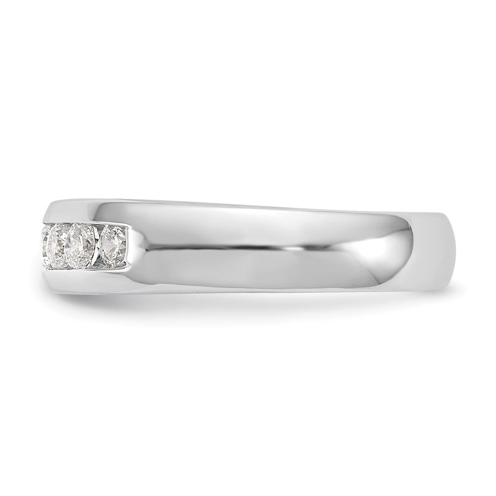 High-Quality 14K White Gold Diamond Band - 1/2 Carat Stylish Value Deal
