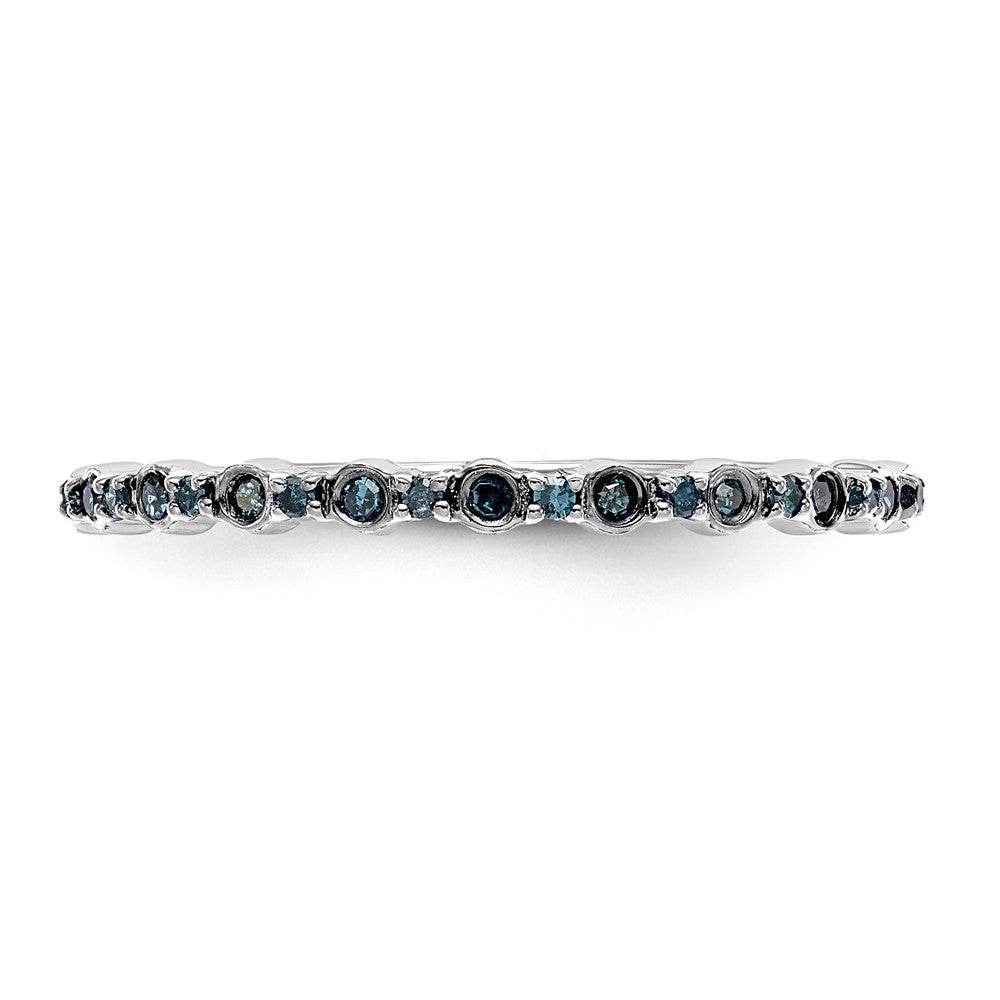 High-Quality 14K White Gold Blue Diamond Band - 1/10 Carat, Stylish Value!