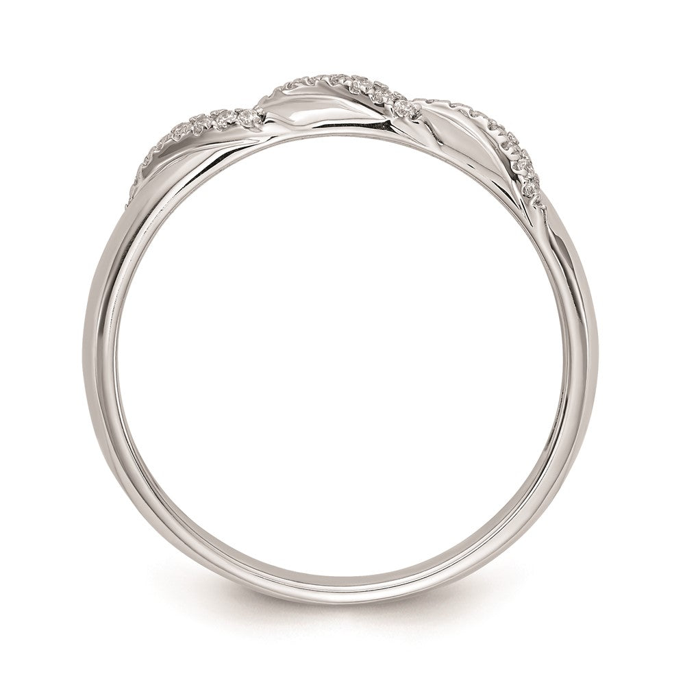 Buy Stylish 14K White Gold Men's Wedding Band with 1/8 Carat Diamond Trio