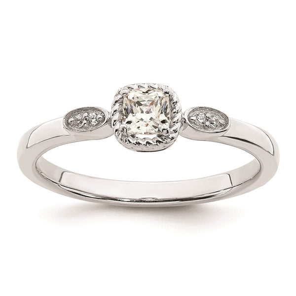 Buy Exclusive 14K White Gold Engagement Ring with 1/4 Carat Diamond - Stylish Value