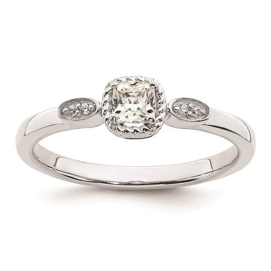 Buy Exclusive 14K White Gold Engagement Ring with 1/4 Carat Diamond - Stylish Value
