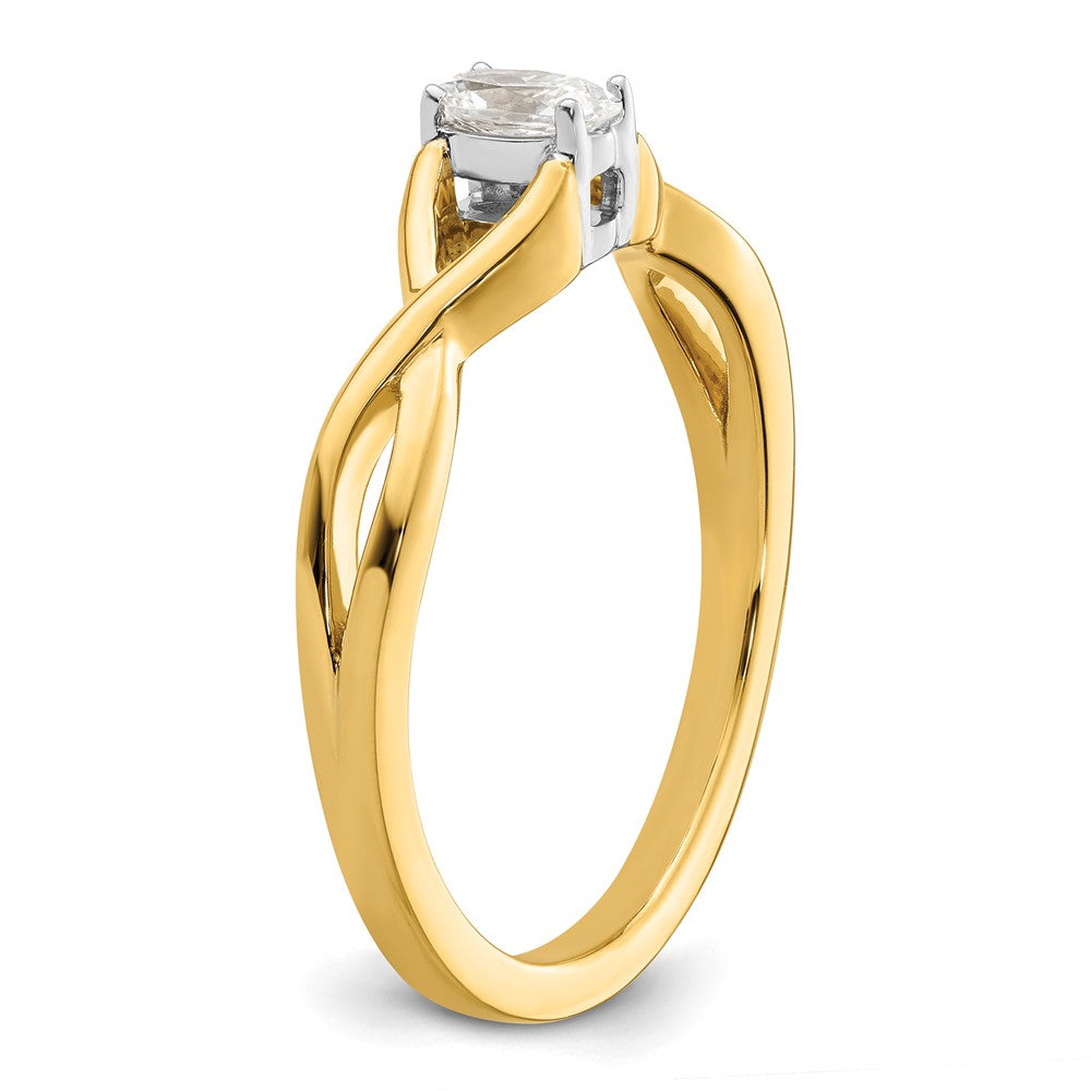 High-Quality 14K Two-Tone Oval Diamond Engagement Ring | Stylish Promise Ring