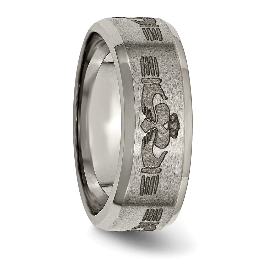 Exclusive 8mm Beveled Edge Titanium Band - Stylish Brushed & Polished Claddagh