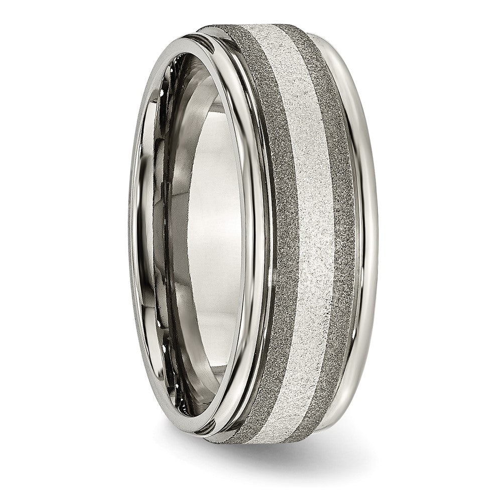 High-Quality Chiseled Titanium Band with 14K Gold Inlay - Stylish Value!