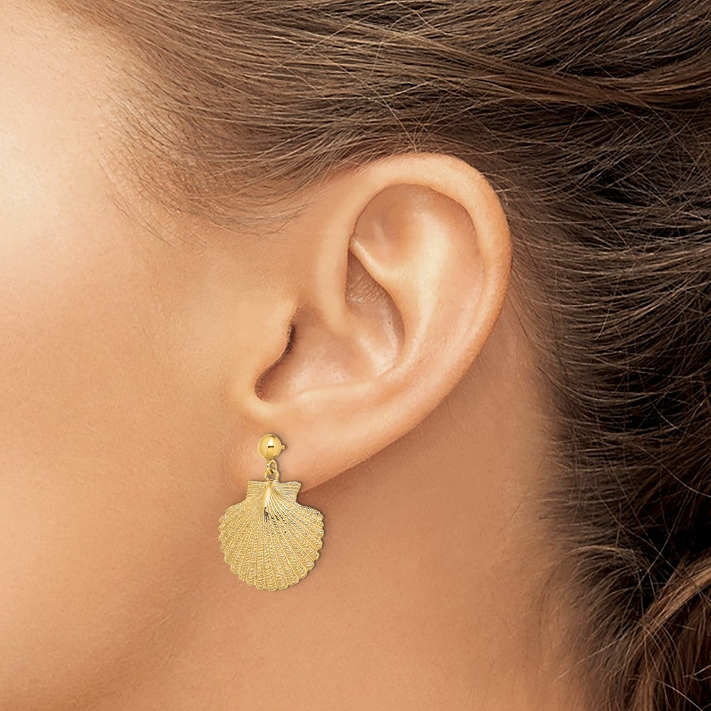 Shop 14K Gold Scalloped Drop Earrings - Stylish Design, Lightweight Luxury!
