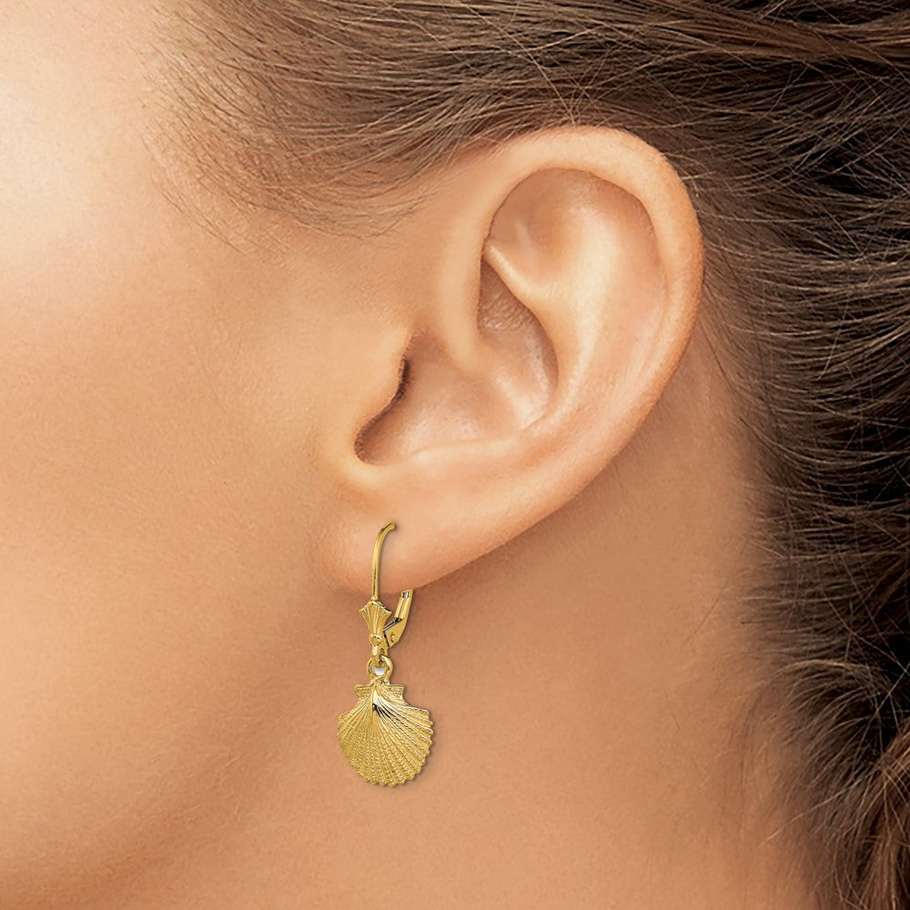 Shop 14K Gold Textured Scallop Shell Leverback Earrings - Stylish 2D Design