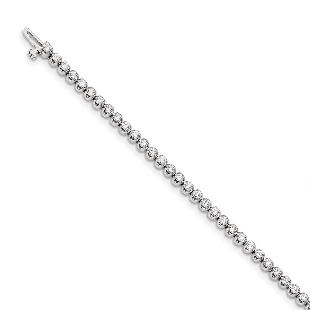 Designer 14K White Gold Diamond Tennis Bracelet - Stylish & Affordable Elegance