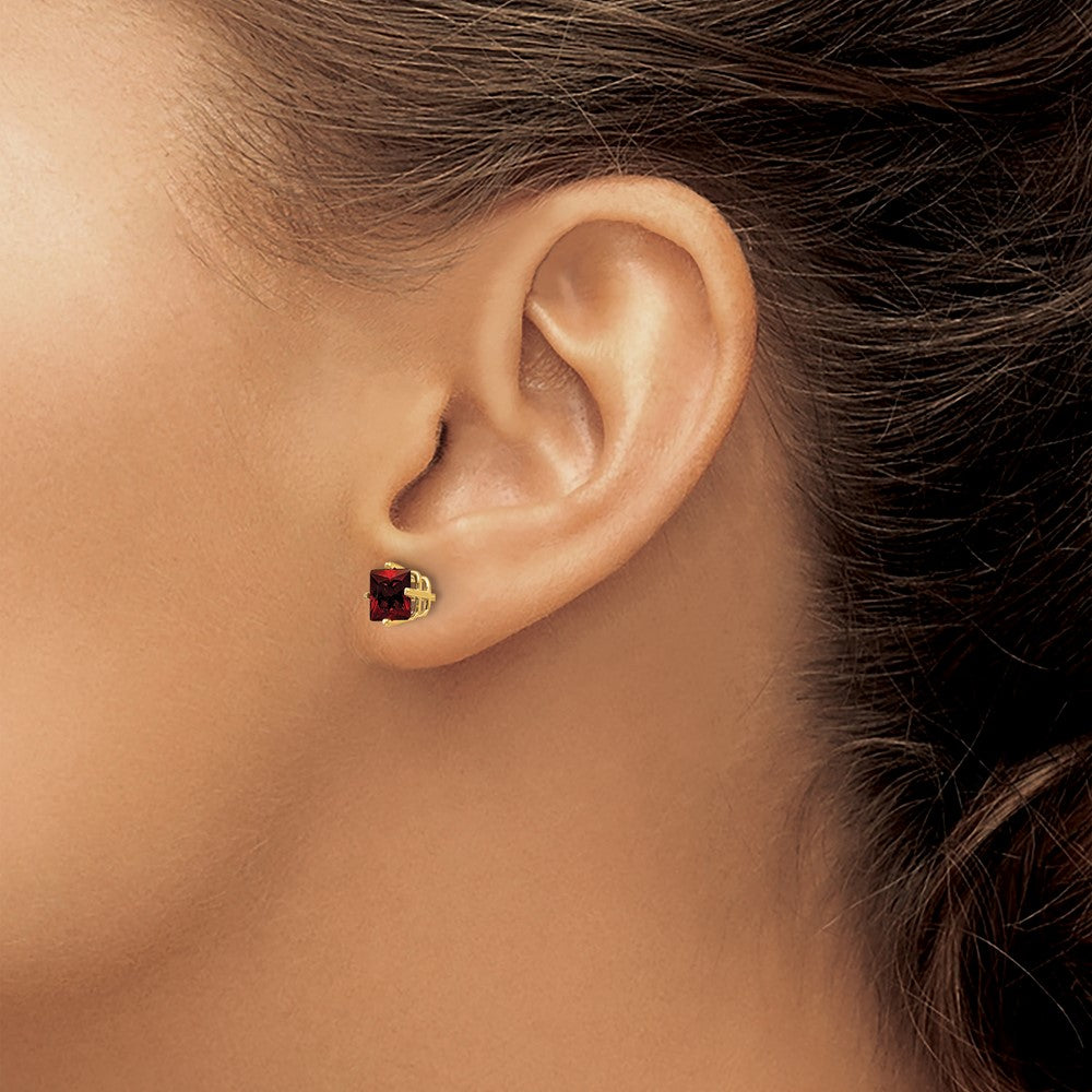 Shop Stylish 14K Gold 5mm Princess Cut Garnet Stud Earrings - Luxury Value!
