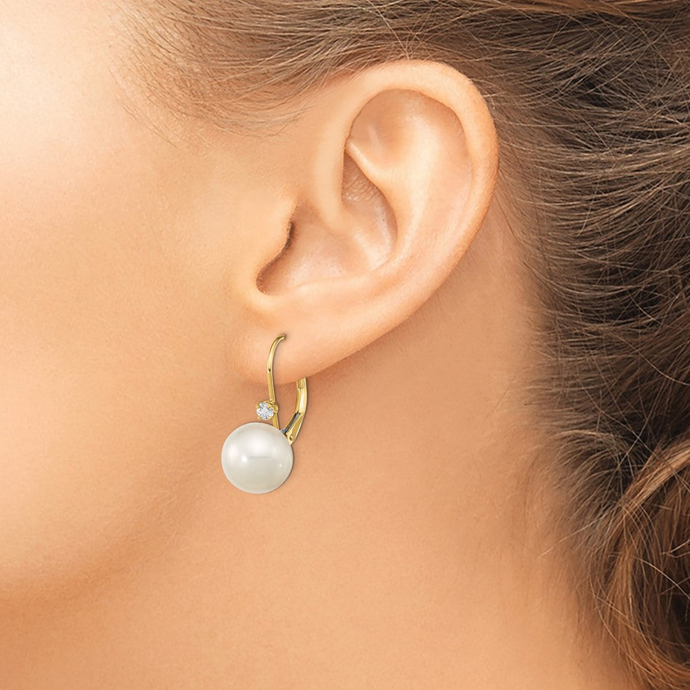 Exclusive 14K White Gold Leverback Earrings | 9-9.5mm Pearls, 0.10ct Diamonds - Stylish Luxury!