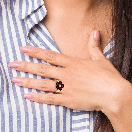 Buy Exclusive 14K Gold 6mm Heart-Shaped Garnet & Diamond Ring - Stylish Value!
